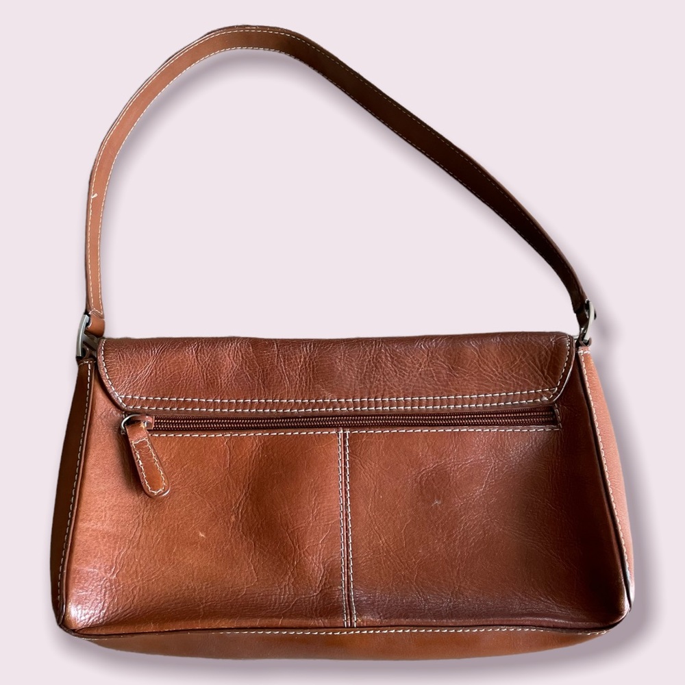 Kenneth Cole Reaction Leather Shoulder Bag - Picture 2 of 12